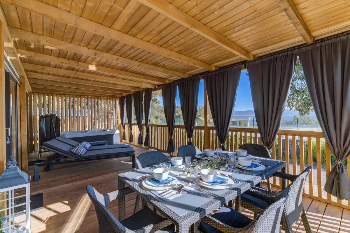 Campsite Mobile Homes Selce - Alpe Jadran Mobil